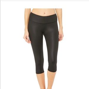 Alo Yoga Airbrush Capri